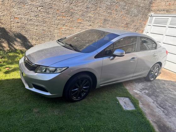 HONDA CIVIC 1.8 LXS 16V FLEX 4P MANUAL